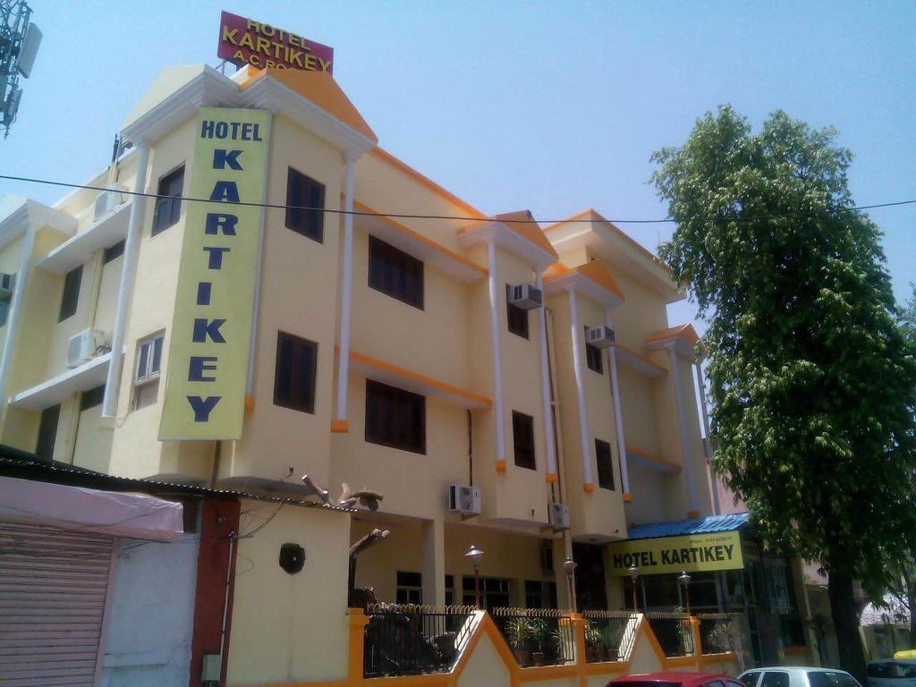 Hotel Kartikey Jaipur Luaran gambar