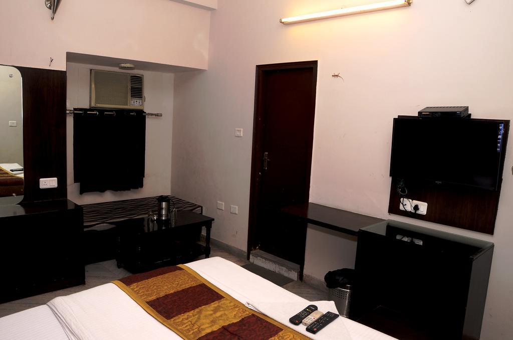 Hotel Kartikey Jaipur Luaran gambar